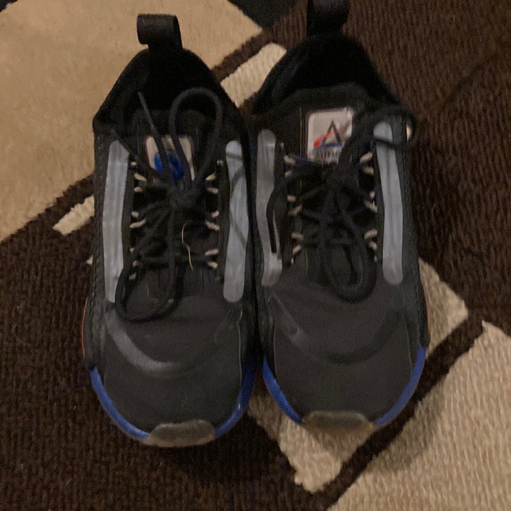 adidas nmd U.S size 6